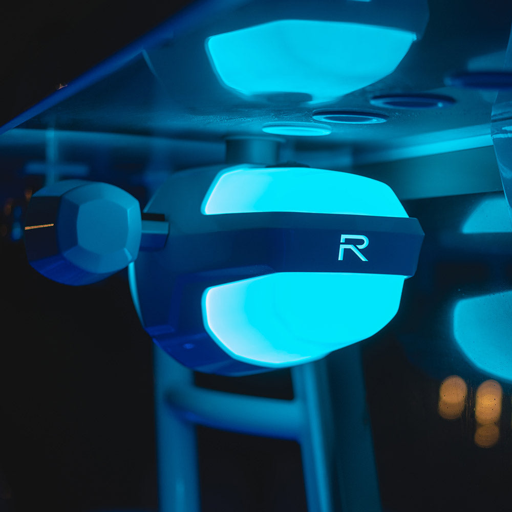 Roswell Marine Audio R1 Pro Boat Tower Speaker on 37 foot Invincible Catamaran Center Console